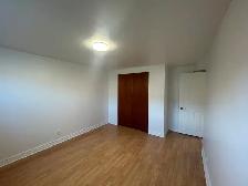 Location Lasalle - Photo 3