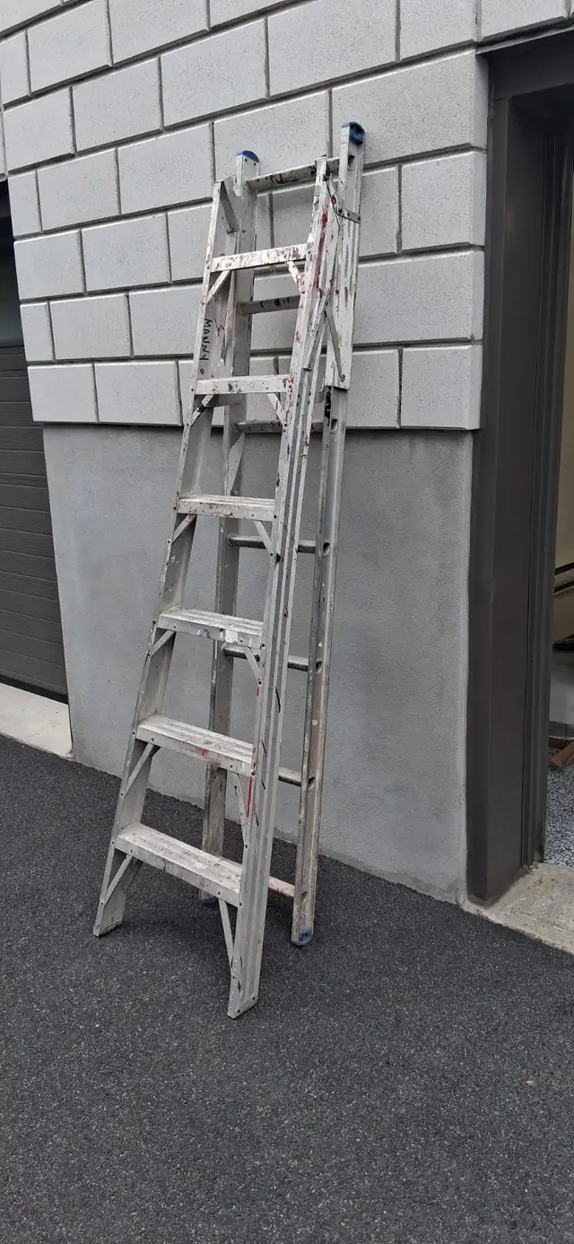 Escabeau/Echelle ajustable -Ladder