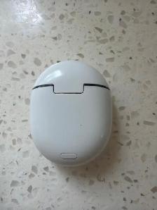 Google Pixel Buds Pro Charging Case (works)   right earbud free - Photo 2
