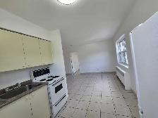 1-Bedroom for Rent — 6363 Wyandotte St E, Windsor — $1,395/mo al - Photo 5