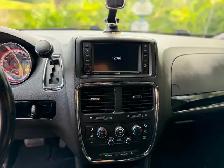 Dodge Grand Caravan 35th edition - Photo 6