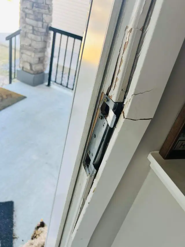 selling-door closing problem, air leak,cracks or gaps we can fi