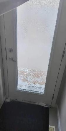 selling-door closing problem, air leak,cracks or gaps we can fi - Photo 6