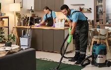 On-Call Cleaner - Photo 2