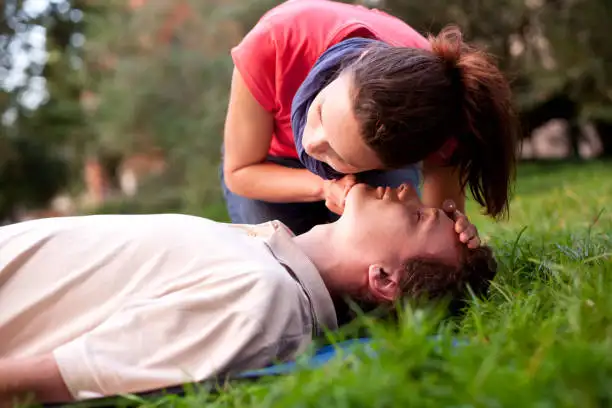 CANADIAN RED CROSS FIRST AID & CPR CERTIFICATION ❤️  Get Cert
