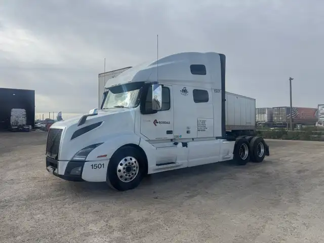 Hiring Class 1 Long Haul Truck Driver Canada-USA Run!