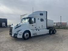 Hiring Class 1 Long Haul Truck Driver Canada-USA Run!