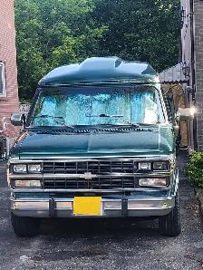 Chevy G20 350 5.7 ltr V8 - Photo 2