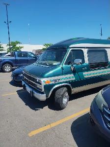 Chevy G20 350 5.7 ltr V8 - Photo 4