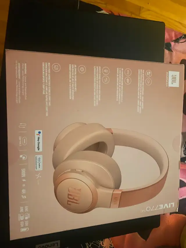 Brand new JBLlive770NC! $180 o.b.o