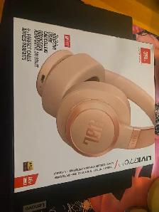 Brand new JBLlive770NC! $180 o.b.o - Photo 2