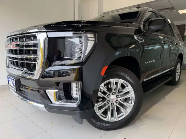 2023 GMC Yukon SLT | 8 PASS | LEATHER | 2 SET TIRE | ONE OWNER