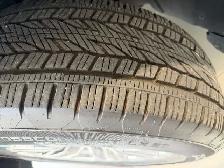 2023 GMC Yukon SLT | 8 PASS | LEATHER | 2 SET TIRE | ONE OWNER - Photo 8