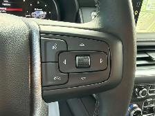 2023 GMC Yukon SLT | 8 PASS | LEATHER | 2 SET TIRE | ONE OWNER - Photo 18