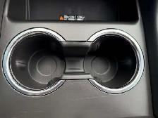 2023 GMC Yukon SLT | 8 PASS | LEATHER | 2 SET TIRE | ONE OWNER - Photo 26