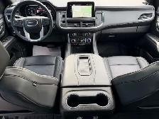 2023 GMC Yukon SLT | 8 PASS | LEATHER | 2 SET TIRE | ONE OWNER - Photo 30