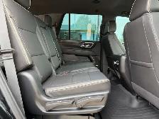 2023 GMC Yukon SLT | 8 PASS | LEATHER | 2 SET TIRE | ONE OWNER - Photo 36