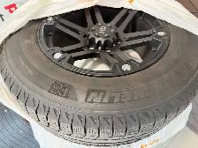 2023 GMC Yukon SLT | 8 PASS | LEATHER | 2 SET TIRE | ONE OWNER - Photo 40