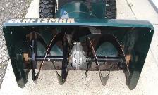 CRAFTSMAN 24' 5 HP SNOWBLOWER - Photo 5