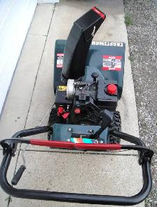 CRAFTSMAN 24' 5 HP SNOWBLOWER - Photo 6