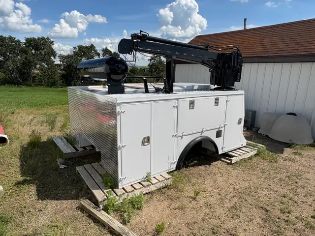 Refurbished 9ft service body