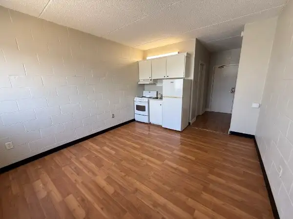 BACHELOR UNITS - Affordbale Rent Unit