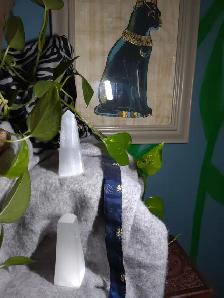 Gorgeous pair of Satin Spar (Gypsum) Wands/Points Reiki, Qi Gong - Photo 4