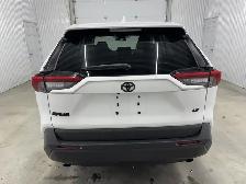 Toyota RAV4 LE 2022 à vendre - Photo 9