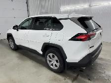 Toyota RAV4 LE 2022 à vendre - Photo 11