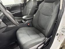 Toyota RAV4 LE 2022 à vendre - Photo 17