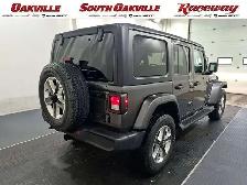 2022 Jeep Wrangler 4DR SAHARA | CLEAN CARFAX | NO ACCIDENTS | - Photo 4