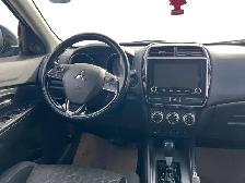 2021 Mitsubishi RVR SE - Photo 16