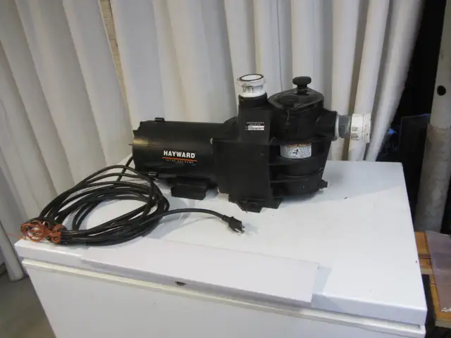 Pompe pour la piscine HAYWARD Swimming pool pump