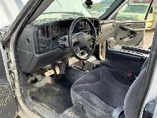 2004 Chevrolet 3500 - Photo 14