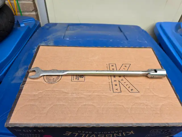 Snap onTools 11/16' Flexible Socket Combination Wrench Spanner
