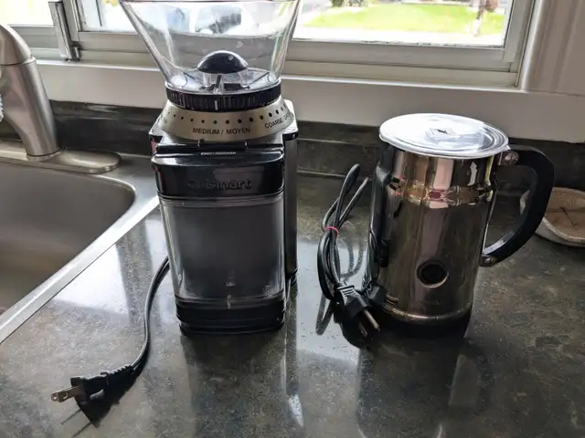 Cuisinart Burr coffee grinder & Nespresso Milk Frother