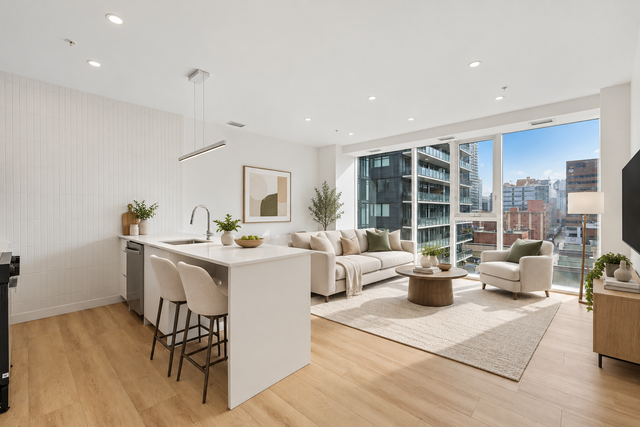 708 11 Ave SW - 2Bed 1 Bath
