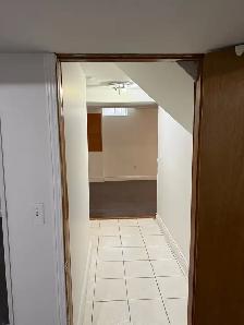 basement for rent - Photo 5