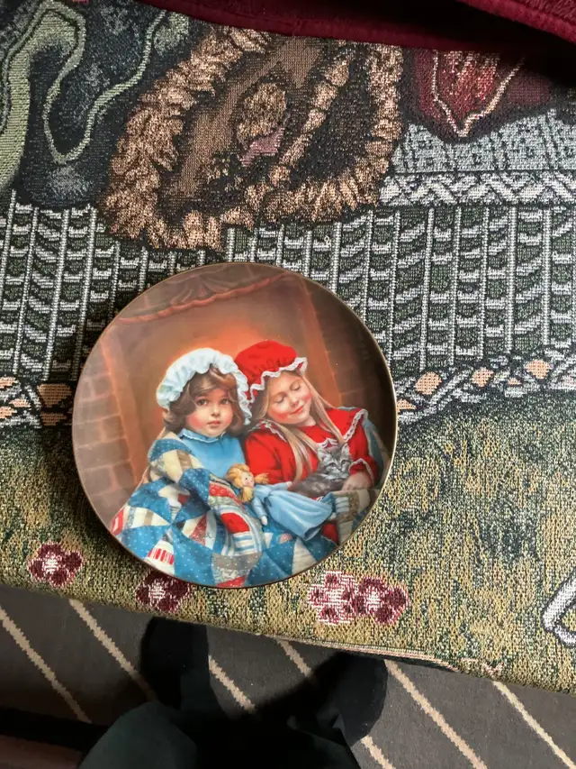 9 inch Fireside Dreams plate by Sandra Kuck for sale