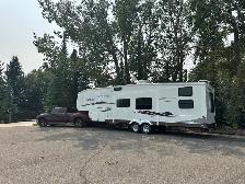 Camper fifth wheel trailer 32’ 2007 Dutchman Colorado by THOR - Photo 5