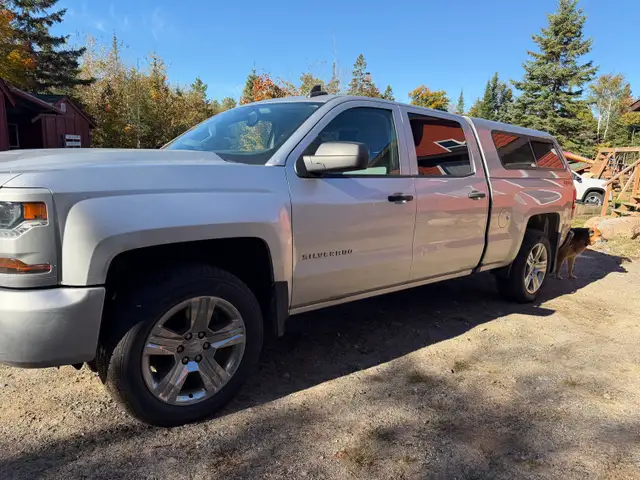 2018 Chevy Silverado 1500 Custom Crew Cab 4WD