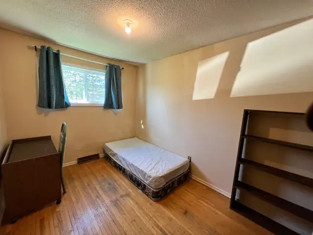 Room for rent $595