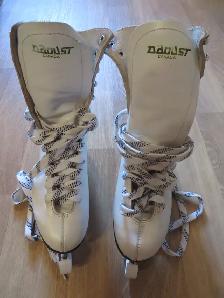 PATINS A GLACE  DAOUST CANADA PEU PORTE - Photo 3