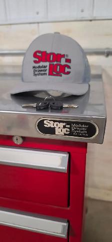 Storloc industrial rolling tool cabinet. - Photo 2