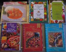 LIVRES DE RECETTES AU CHOIX TB ETAT