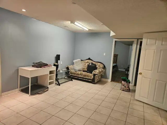 share bedroom  in basement 600 each or 1200  2 person can share