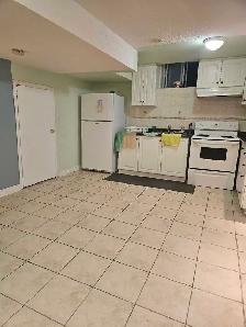 share bedroom  in basement 600 each or 1200  2 person can share - Photo 7