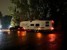 Fifthwheel trailer 32’ Dutchman Colorado by THOR - Photo 3