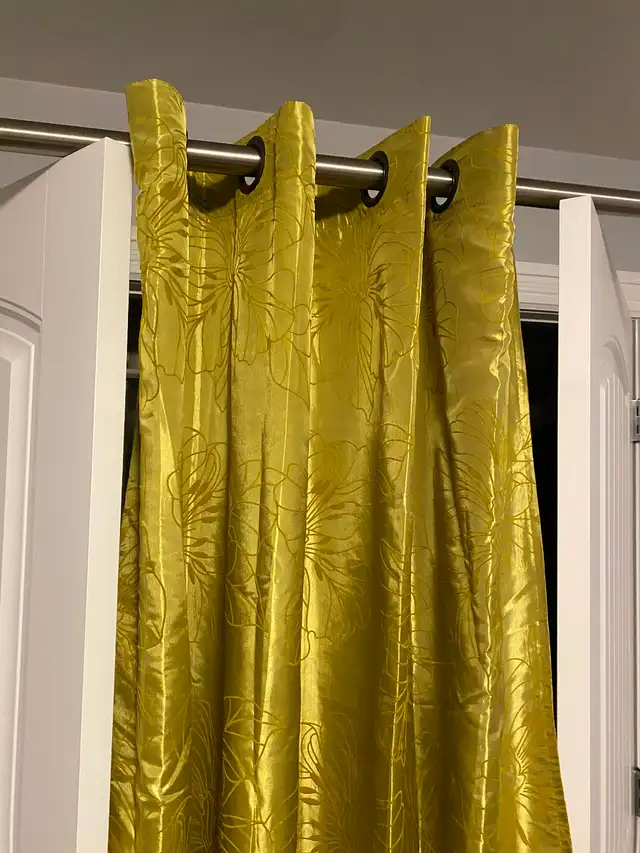 Bedroom drapes