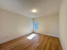 Brand New 3 Bedroom Townhouse For Rent in Richmond Hill - Photo 6